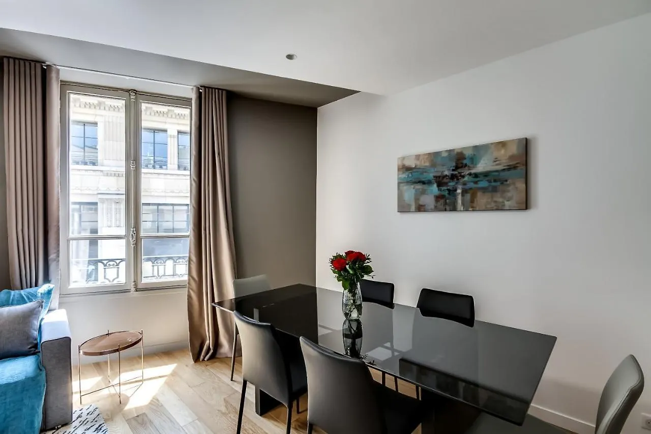 Sweett - Parisian Allure Apartament